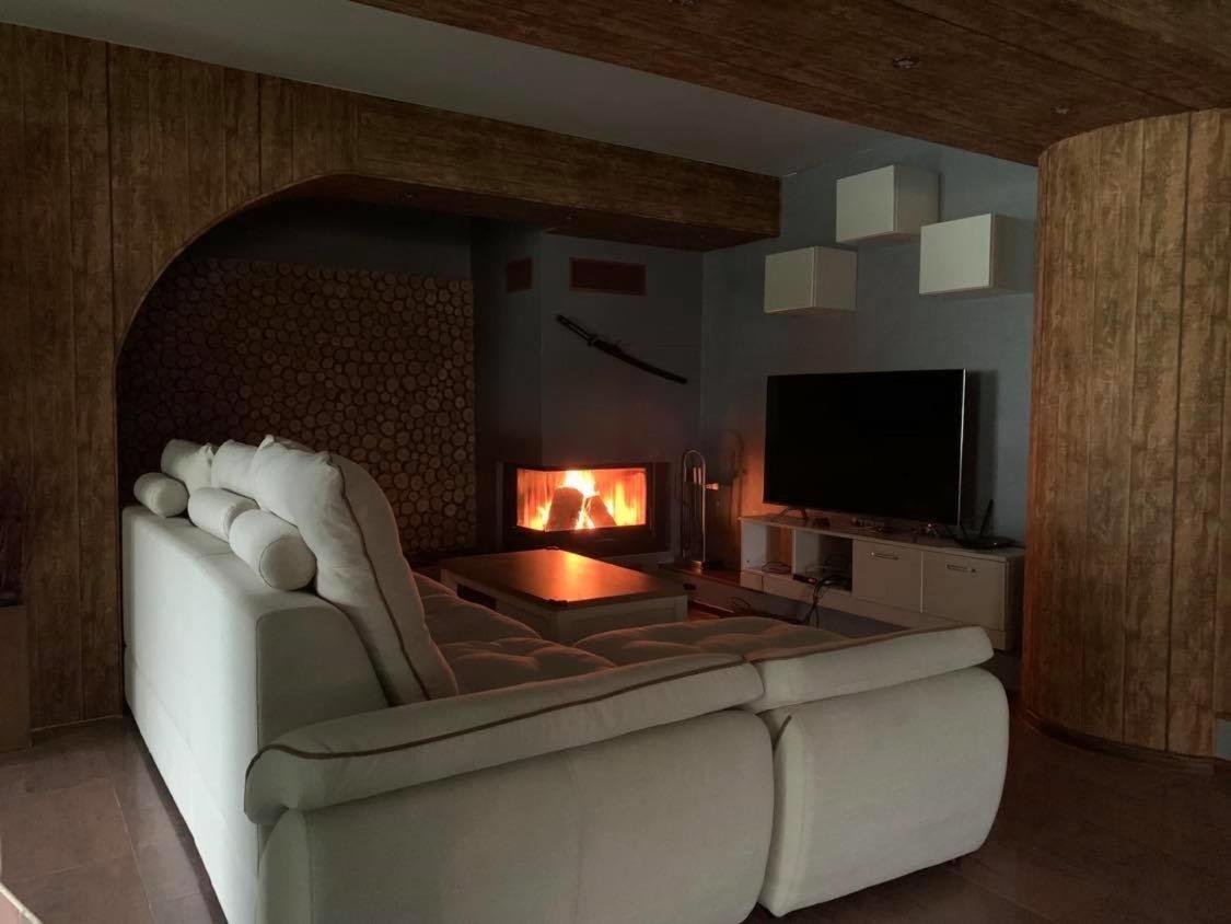 Vila Casafamiglia Prolesha Exteriér fotografie