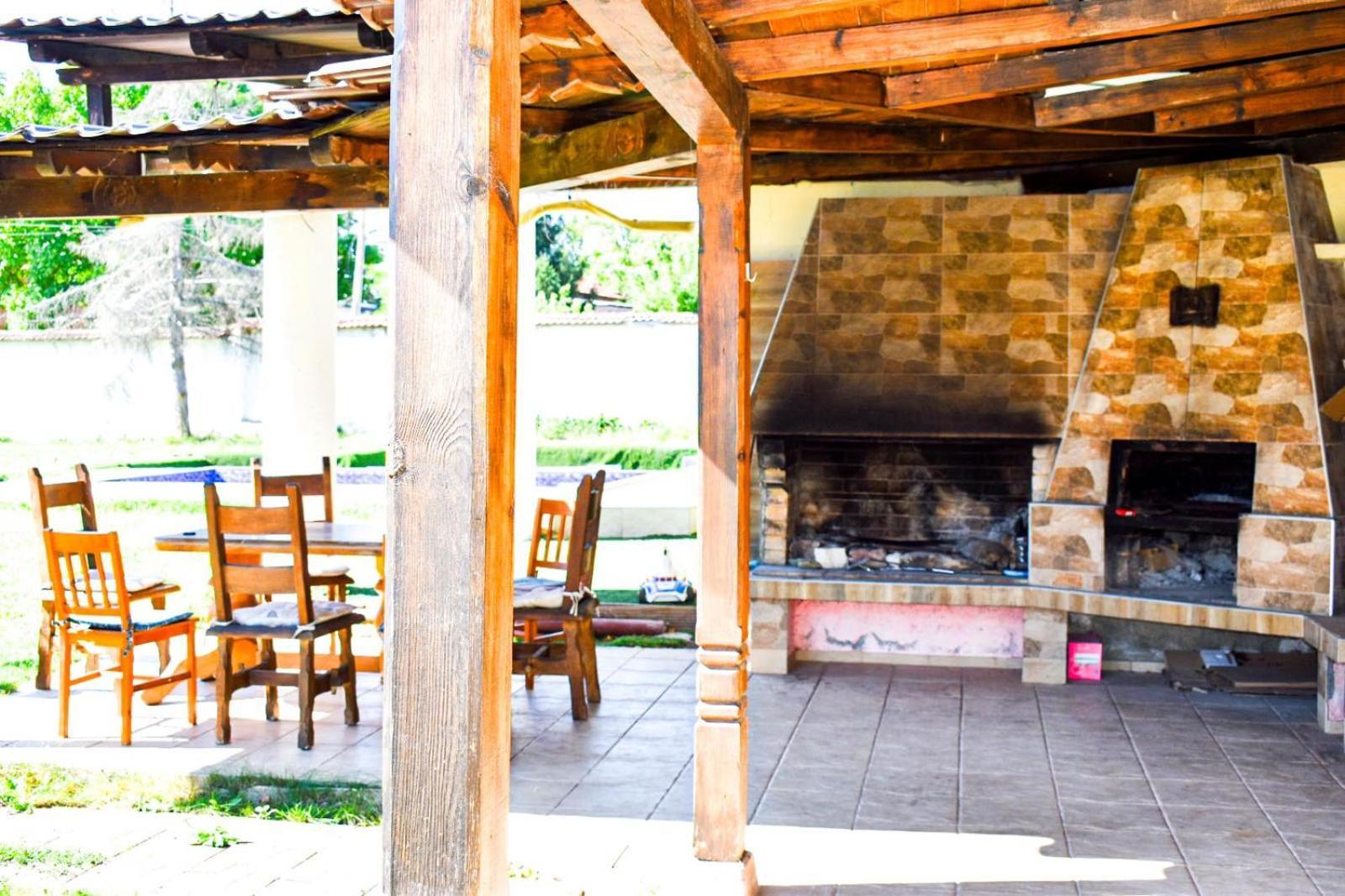 Vila Casafamiglia Prolesha Exteriér fotografie